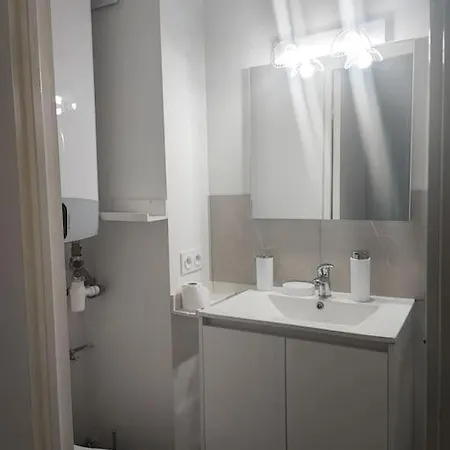 Apartamento Avec Véranda Et Terrasse *