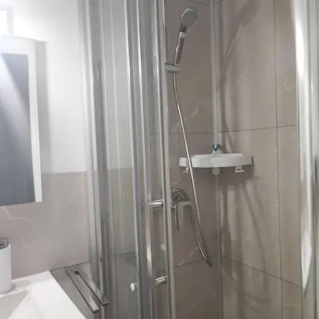 Avec Veranda Et Terrasse Daire Bagnères-de-Luchon